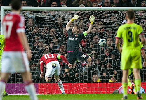 �}���`�F�X�^�[���i�C�e�b�h�̓��[�j�[�����S�[��